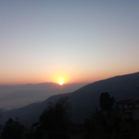 Unique Point Home Stay Nagarkot Extérieur photo
