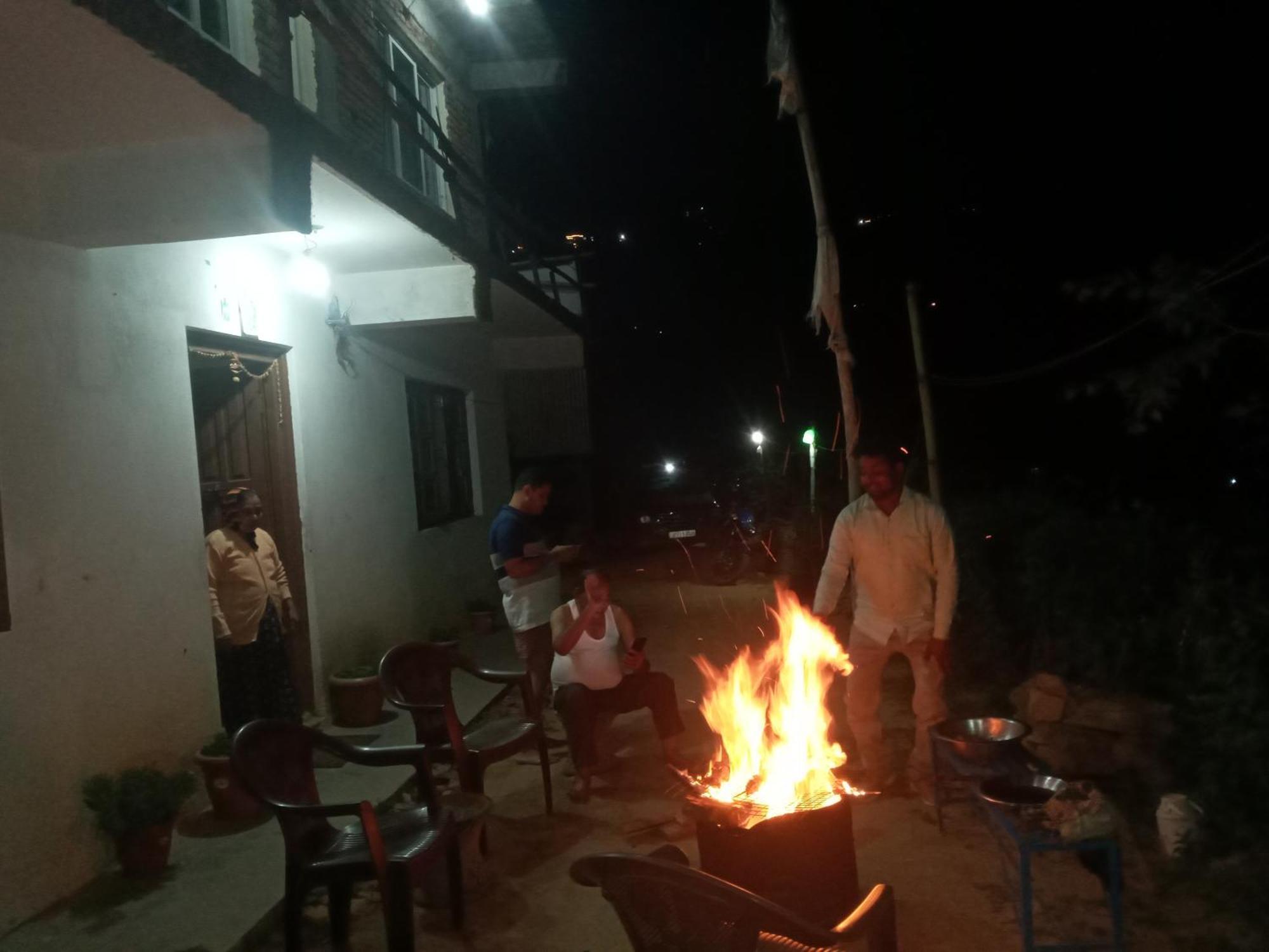 Unique Point Home Stay Nagarkot Extérieur photo
